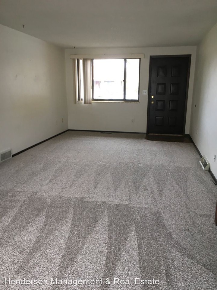3208-3210 White Elm Court - Photo 2 of 10