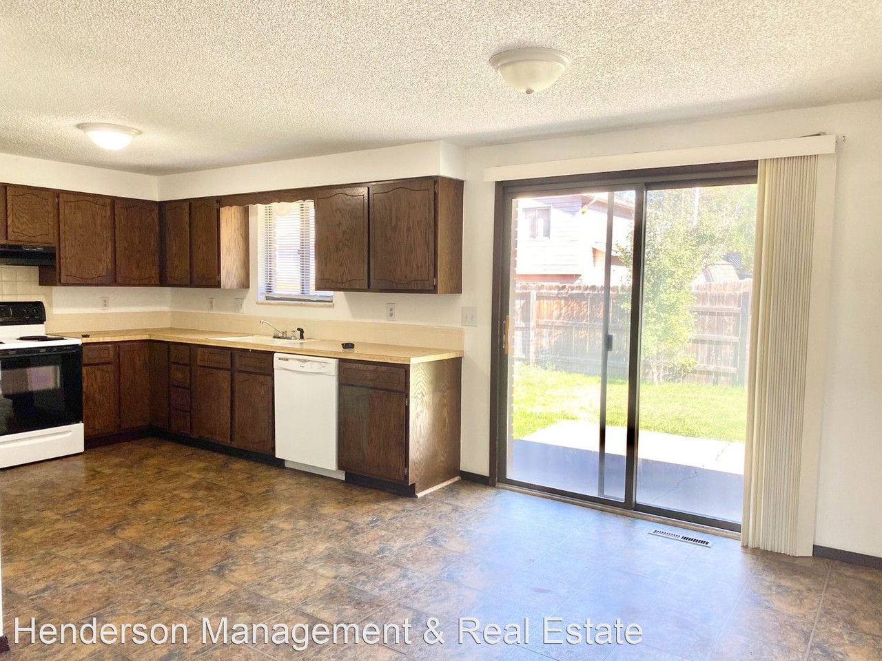 3208-3210 White Elm Court - Photo 3 of 10