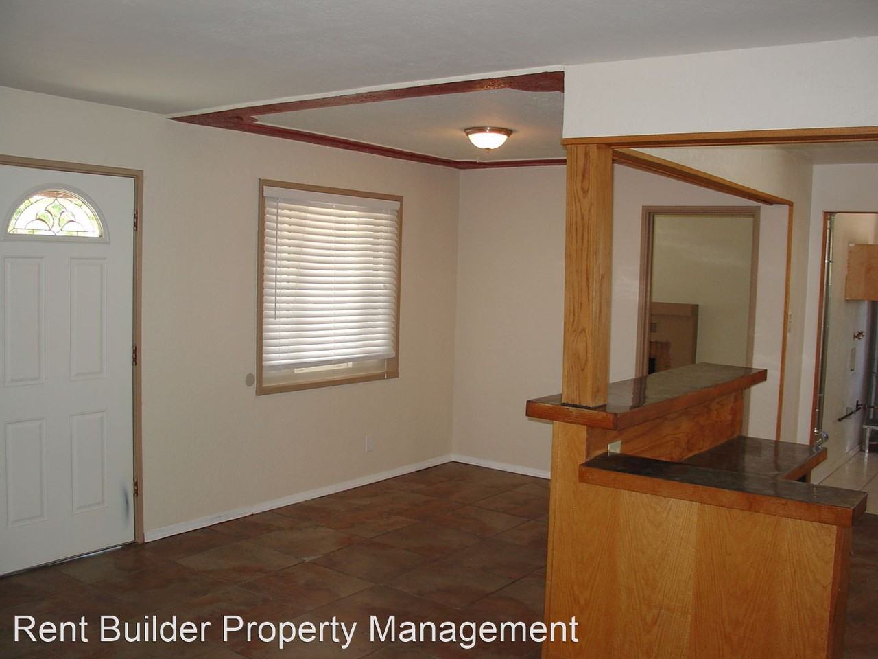 9801 Snowheights Blvd Ne - Photo 2 of 18