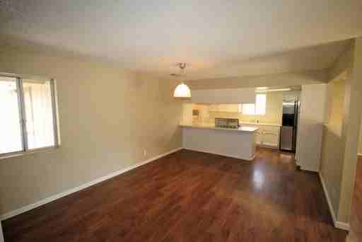 3127 W Cooper Dr - Photo 3 of 4