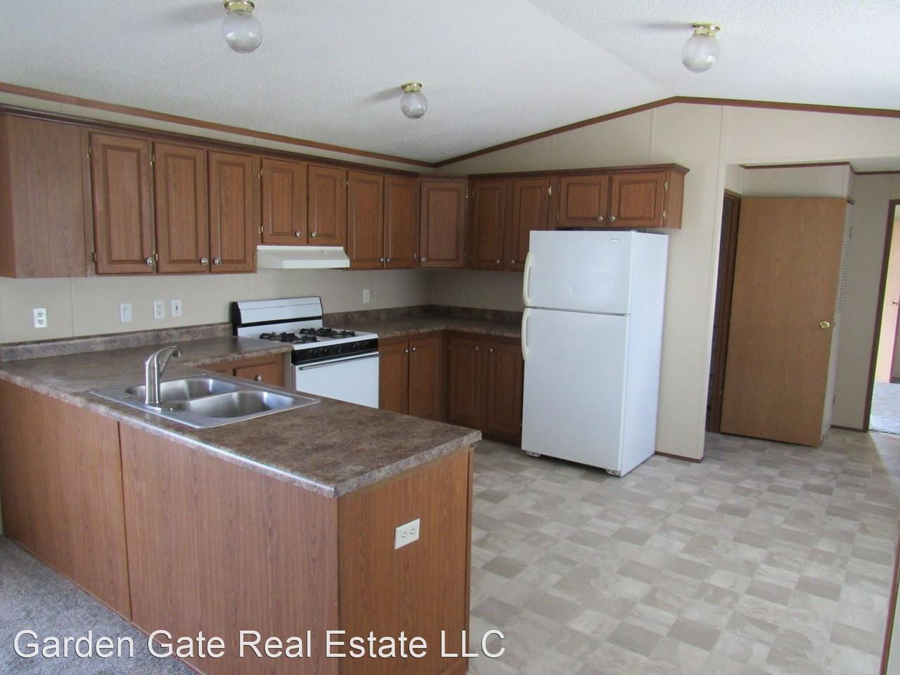 103 Yucca Cir - Photo 2 of 11