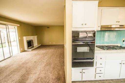 1400 Sabrina St - Photo 2 of 8
