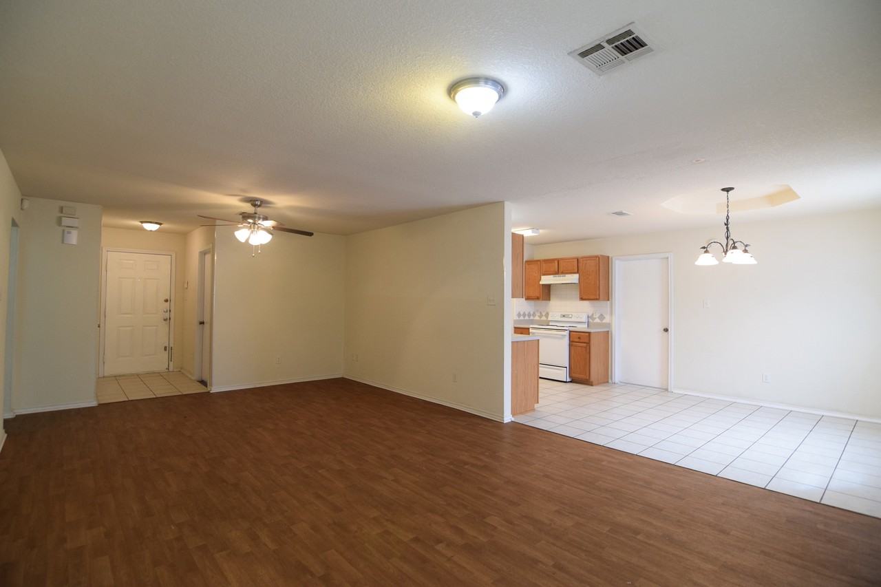 4507 Jake Spoon Dr - Photo 6 of 21