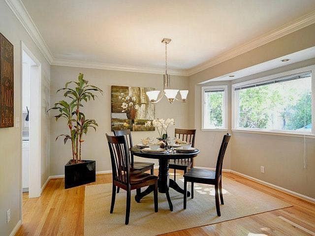 2124 Cedar Ave - Photo 2 of 15