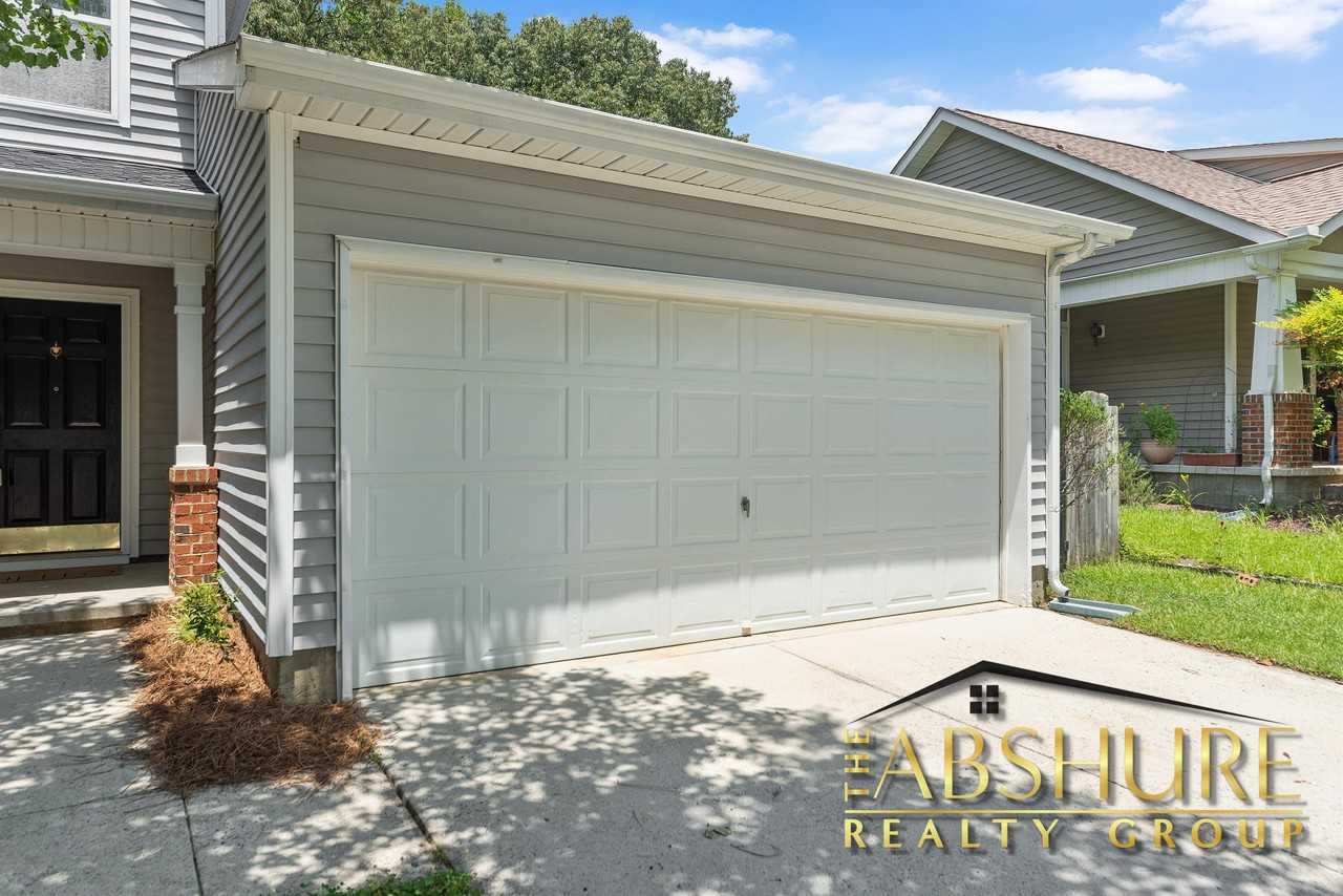 1616 Southcross St #1 - Photo 4 of 31