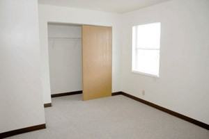 The Ledges Apartments - Photo 2 of 8