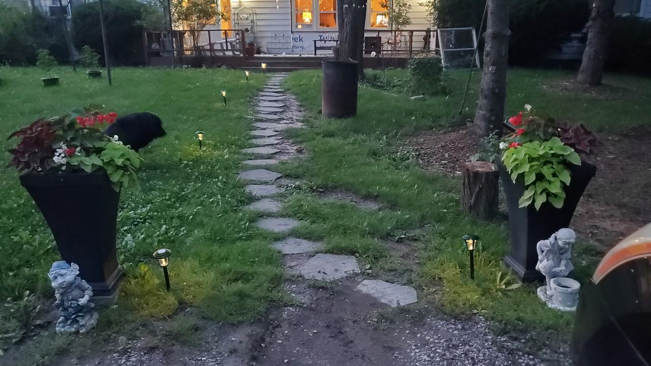 5056 7th Line - Photo 2 of 18