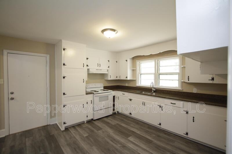 643 Greenhill Rd - Photo 5 of 19