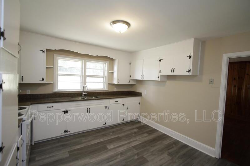 643 Greenhill Rd - Photo 6 of 19