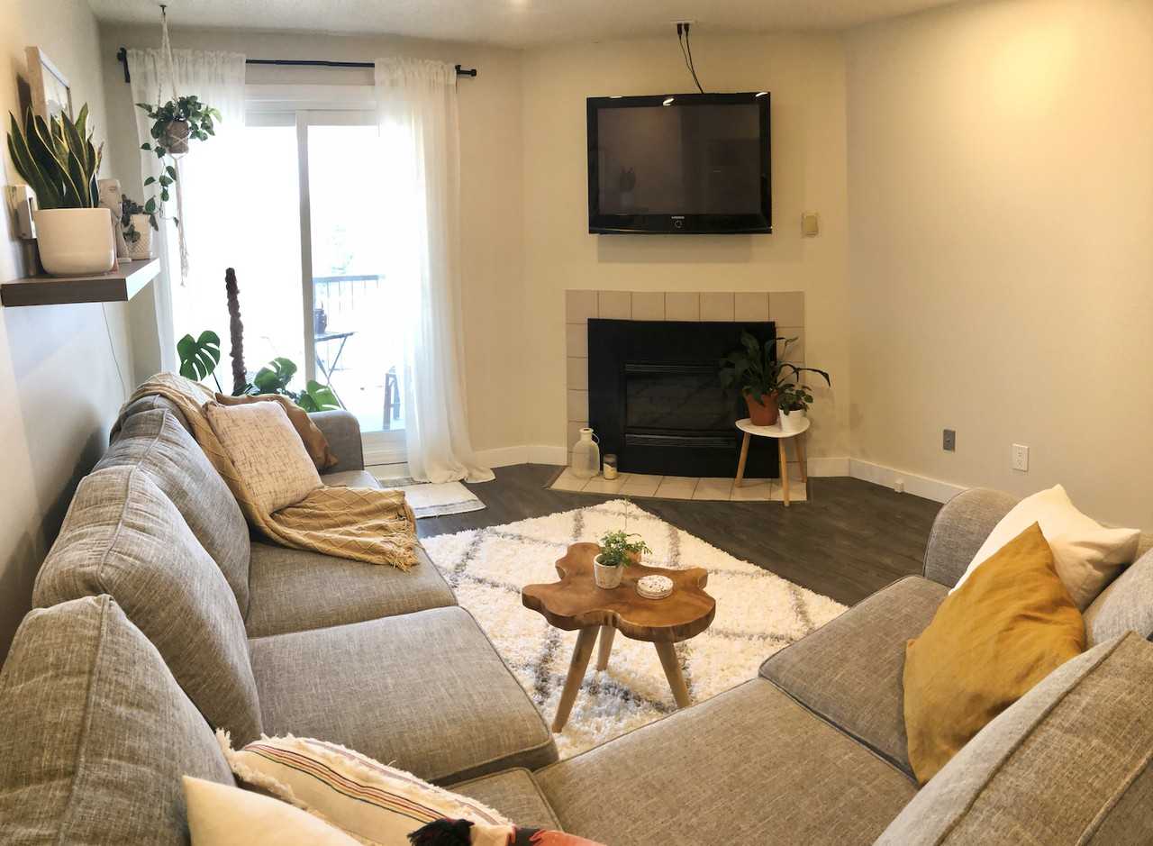 144 Conway Drive - Photo 2 of 13