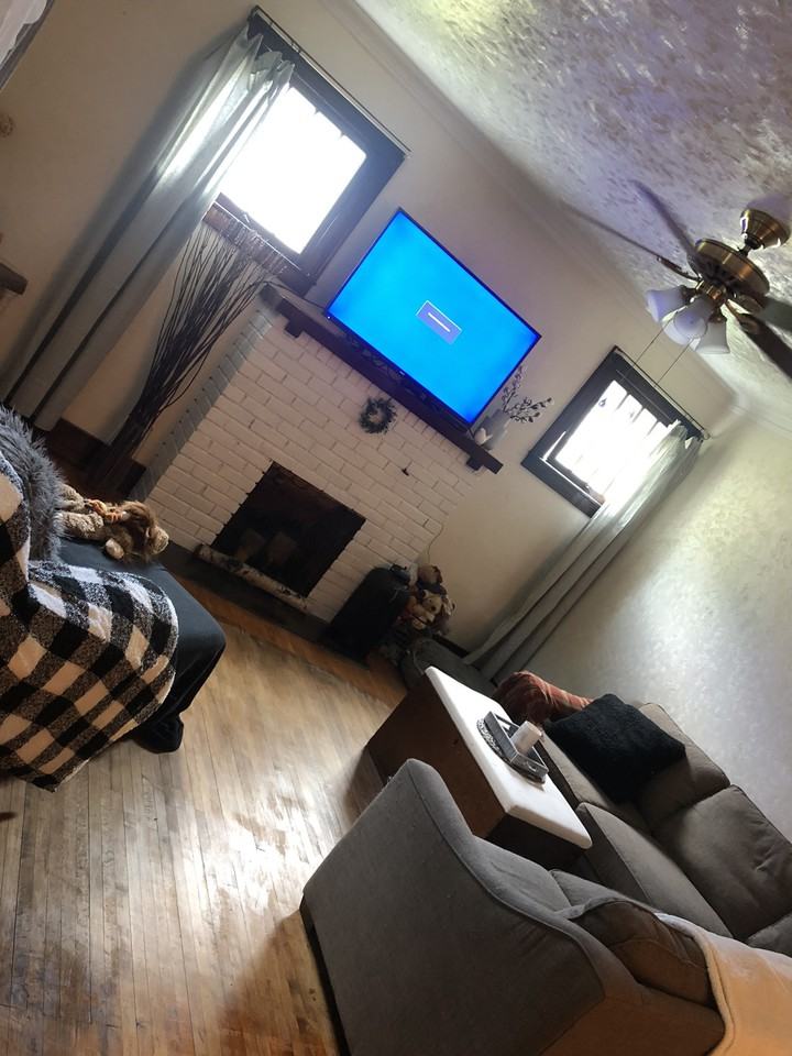 119 Maple St N - Photo 2 of 12