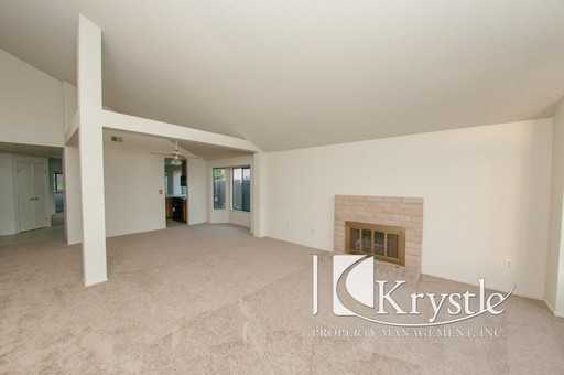 910 Pueblo Way - Photo 3 of 11