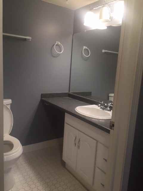 1056 Byron St #A - Photo 3 of 10