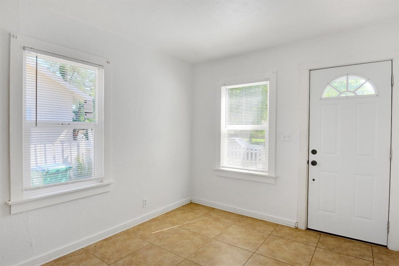 669 California St #1 - Photo 4 of 15