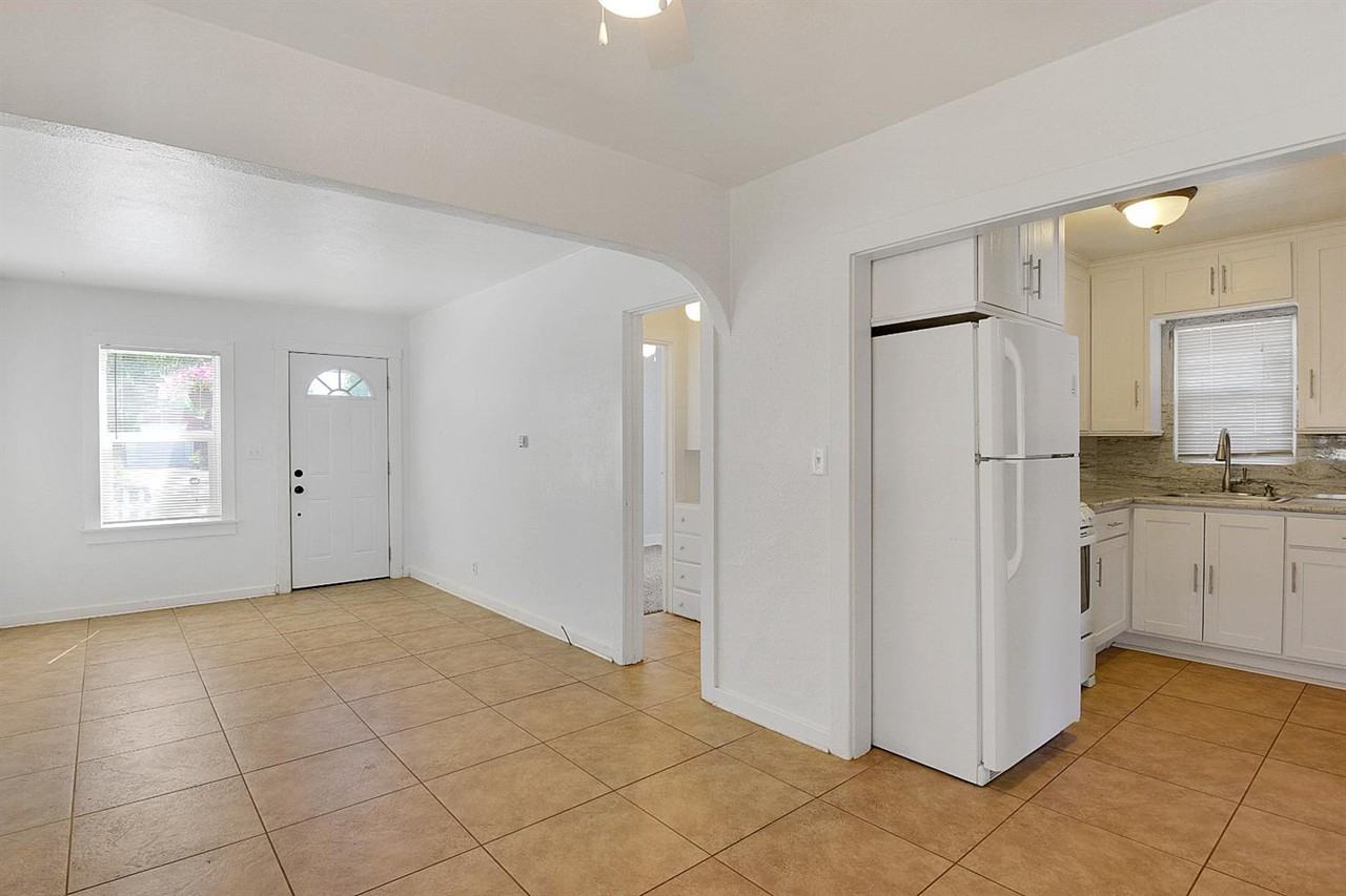 669 California St #1 - Photo 6 of 15