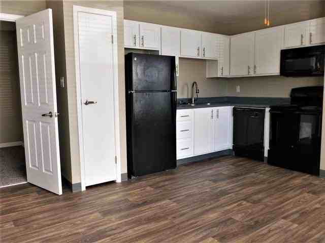 640 Wycliffe Dr - Photo 7 of 21