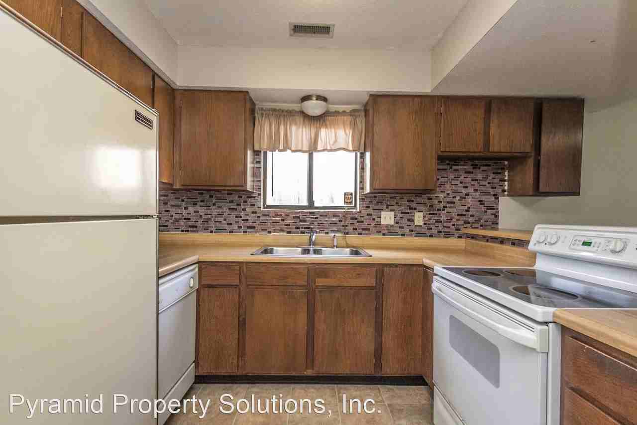 1948 E Bell Ave - Photo 2 of 17