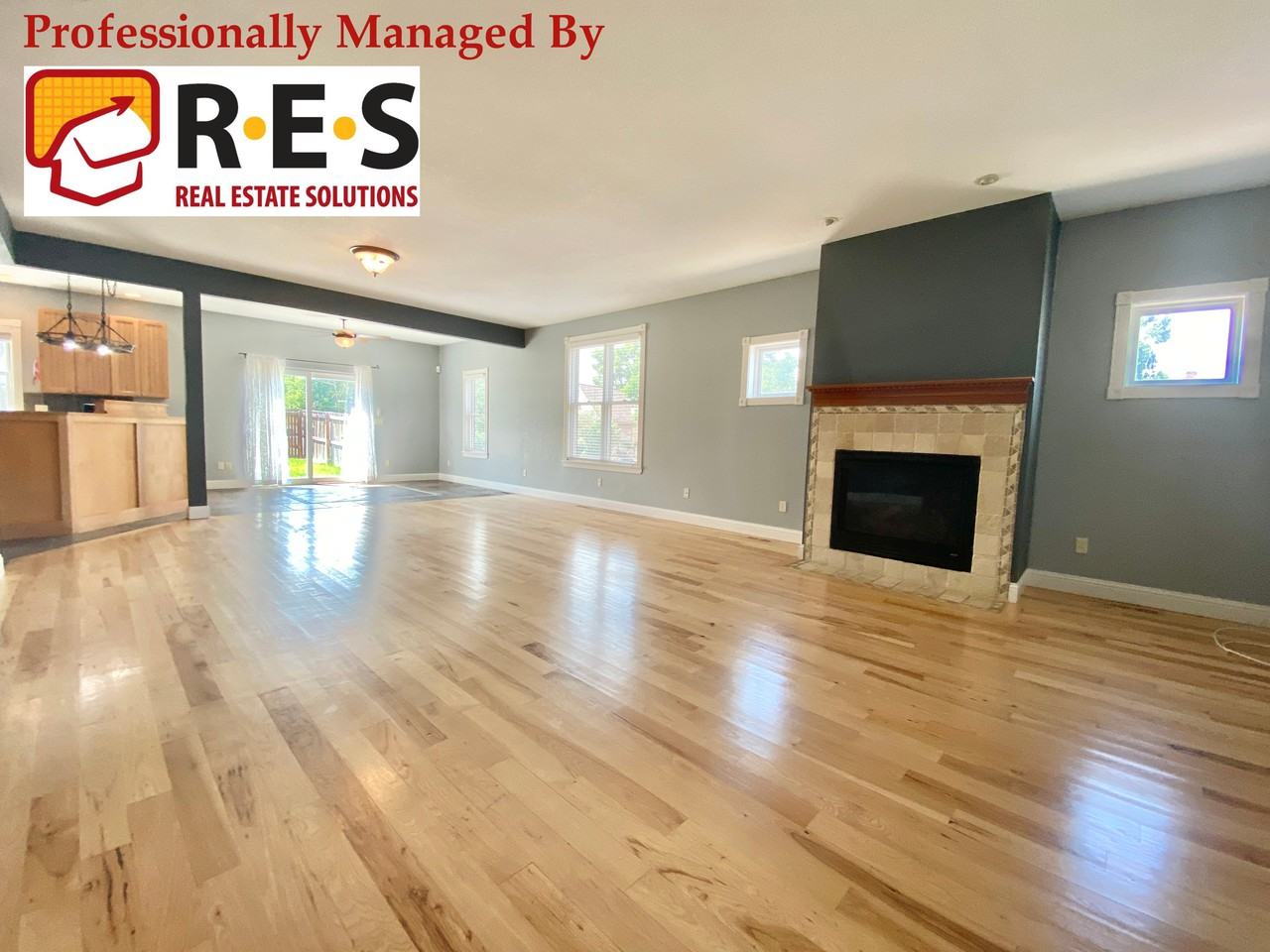 2257 Lowell Blvd - Photo 5 of 16