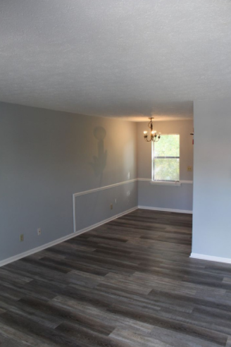 1030 Corbin St - Photo 2 of 5