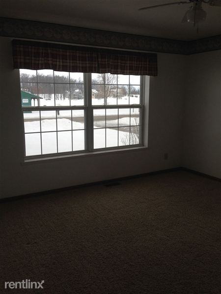 8864 Kingsley Dr - Photo 2 of 21