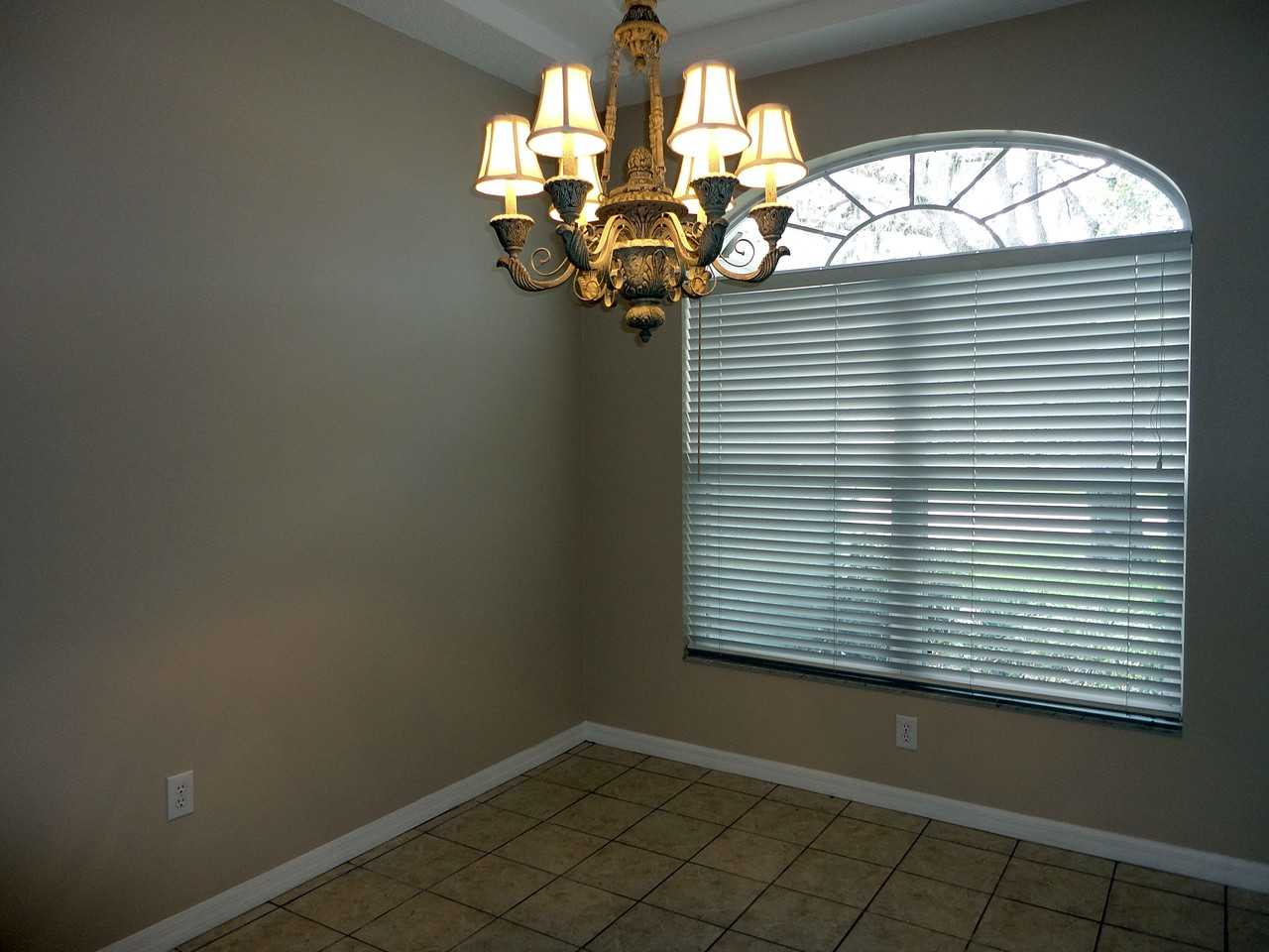 5415 Windbrush Dr - Photo 3 of 20