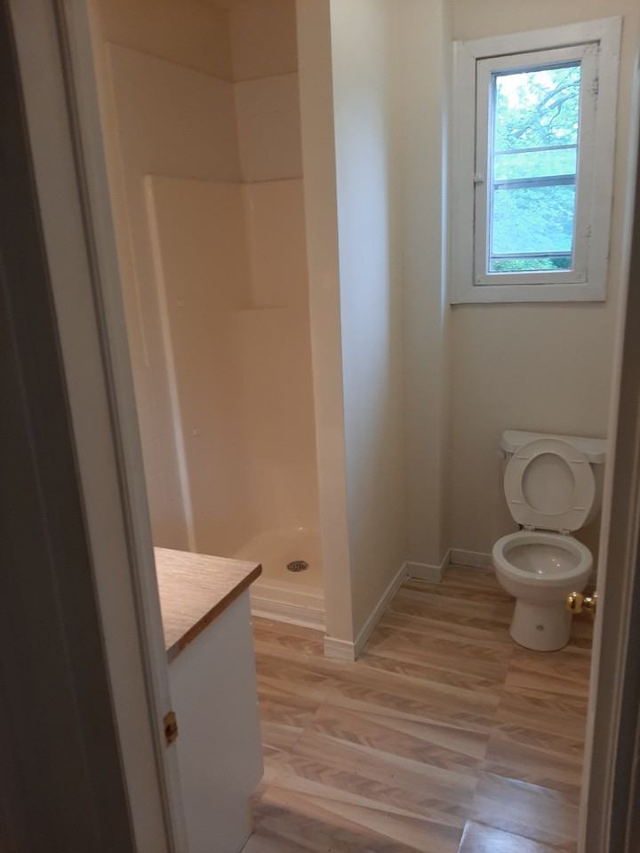 Stewart St. North - Photo 3 of 10