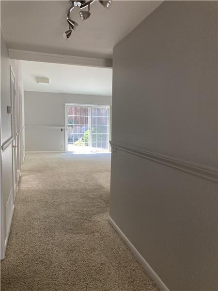 4718 Lago Vista Cir - Photo 2 of 23