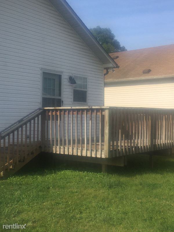 1904 Britt Pl - Photo 2 of 12