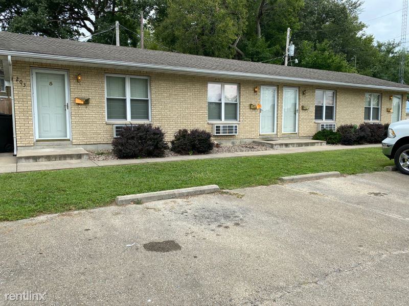 203 203 east russell 4 - Photo 2 of 4