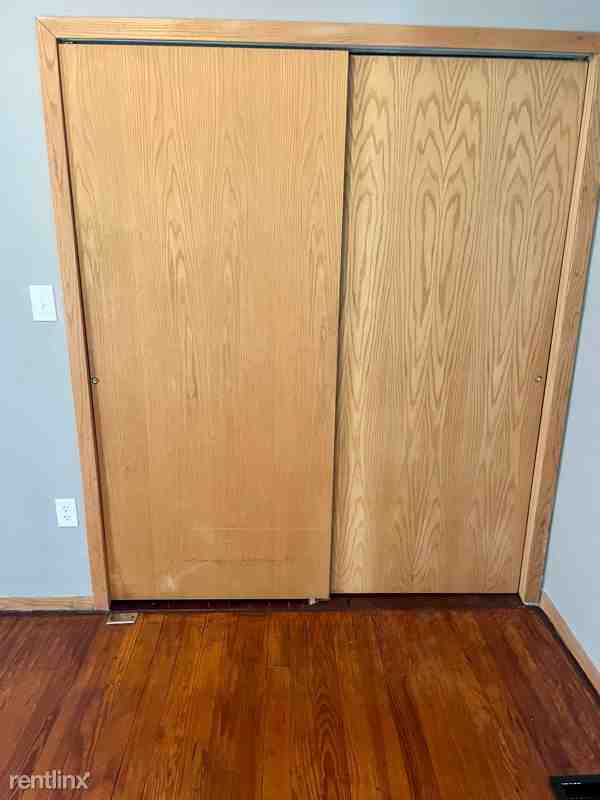 315 E Elm St - Photo 2 of 10