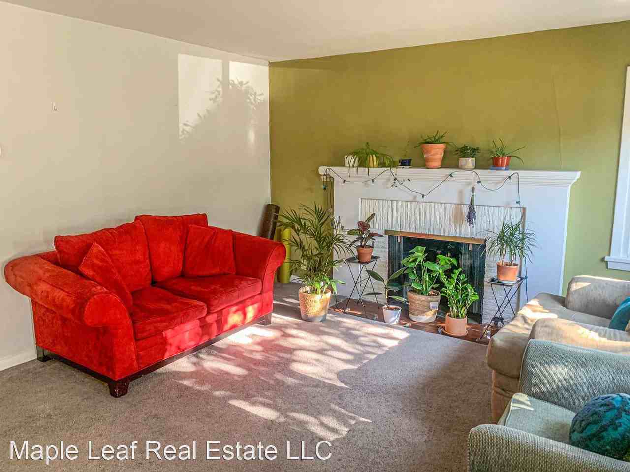 7732 1st Ave Ne - Photo 2 of 11