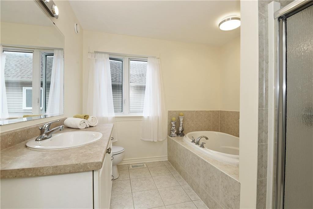 119 Anfield Crescent - Photo 6 of 10