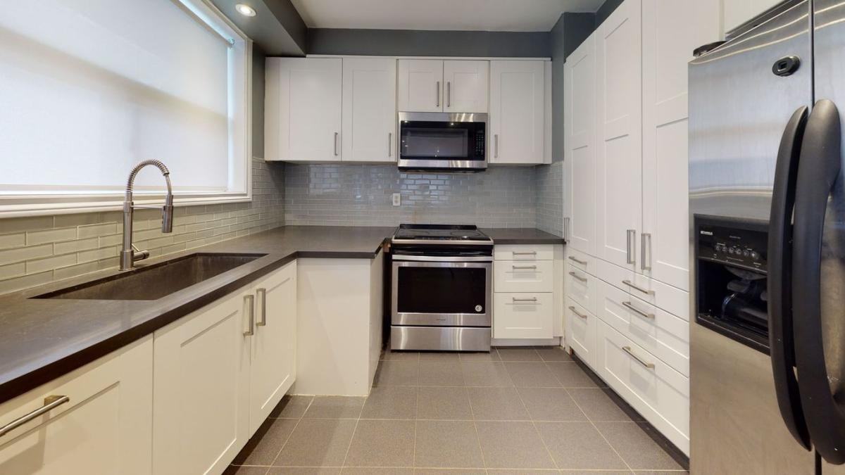 61 Darlingside Drive - Photo 3 of 26