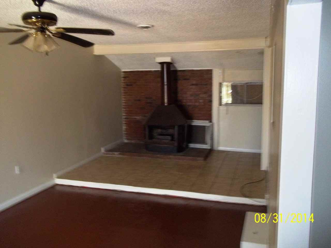 4591 Windward Dr - Photo 2 of 9