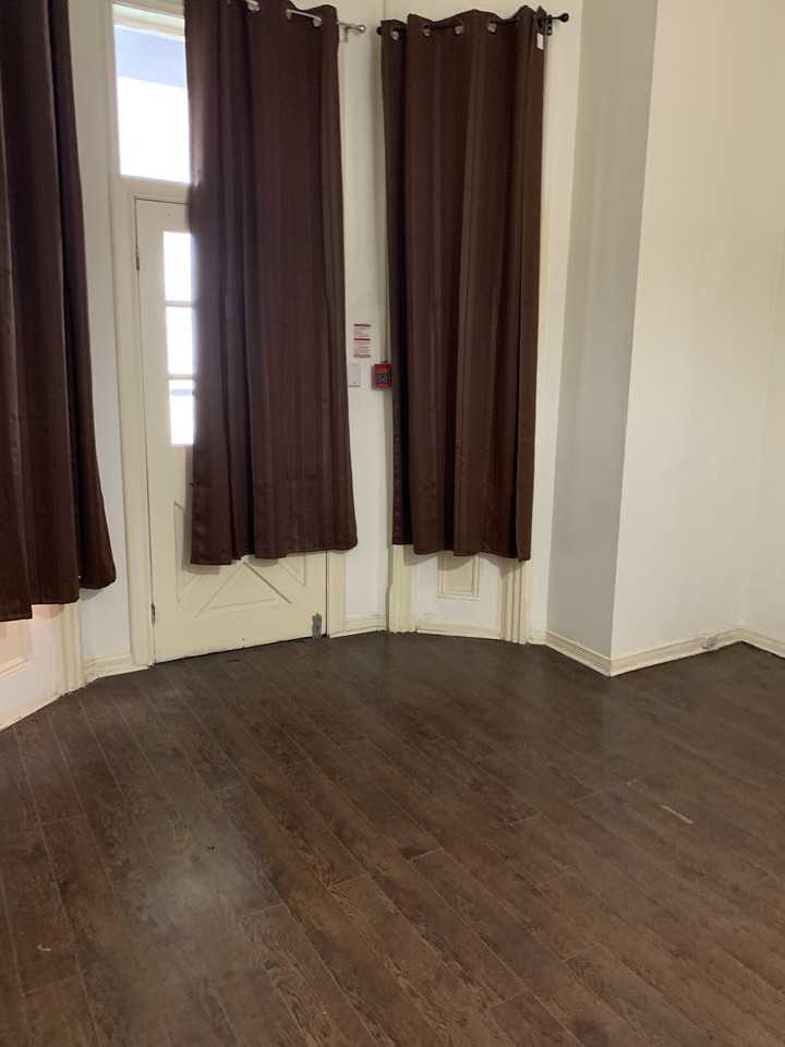 263 Dundas Street East #1