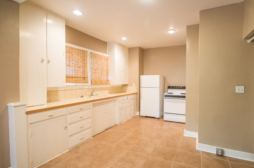 227 Nw 11th St #8 - Photo 2 of 23