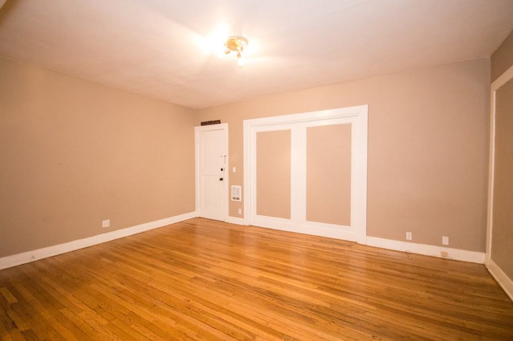 227 Nw 11th St #8 - Photo 4 of 23