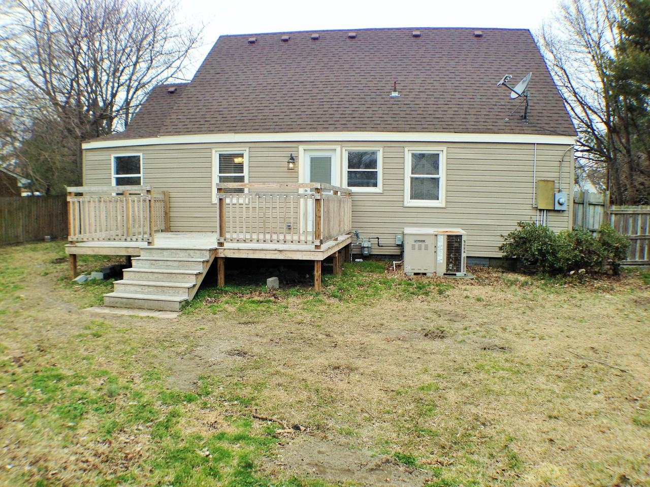 7934 Keene Rd - Photo 2 of 15