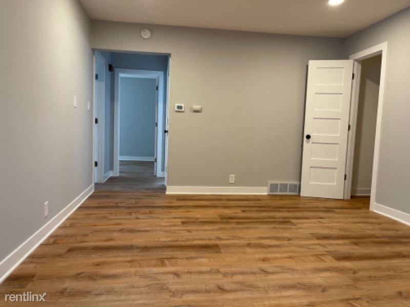 9239 W Sheridan Ave - Photo 3 of 7