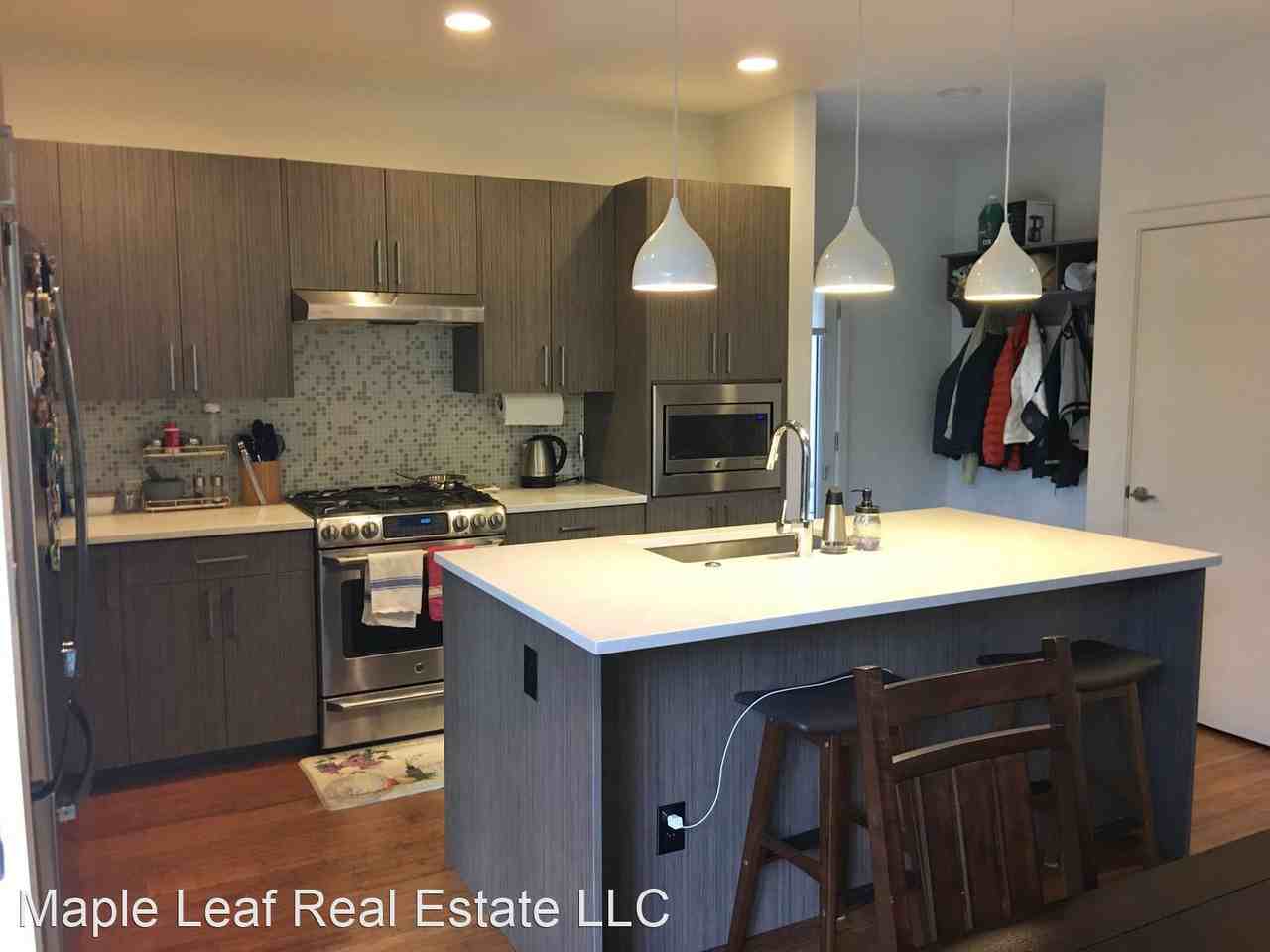 4023 Fremont Ave N #A - Photo 3 of 33