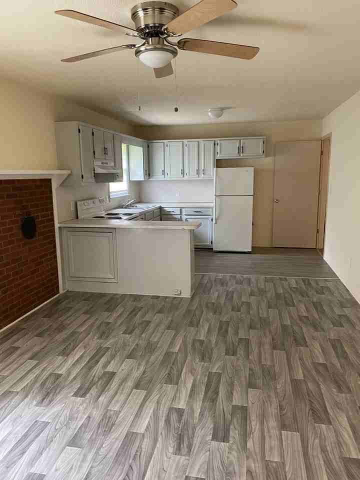 635 Little Deep Creek Rd - Photo 2 of 12