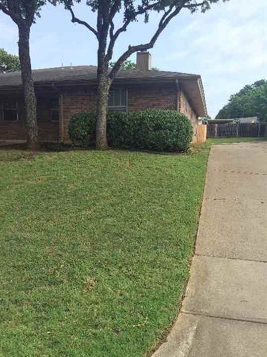 7019 Lincoln Dr - Photo 2 of 30