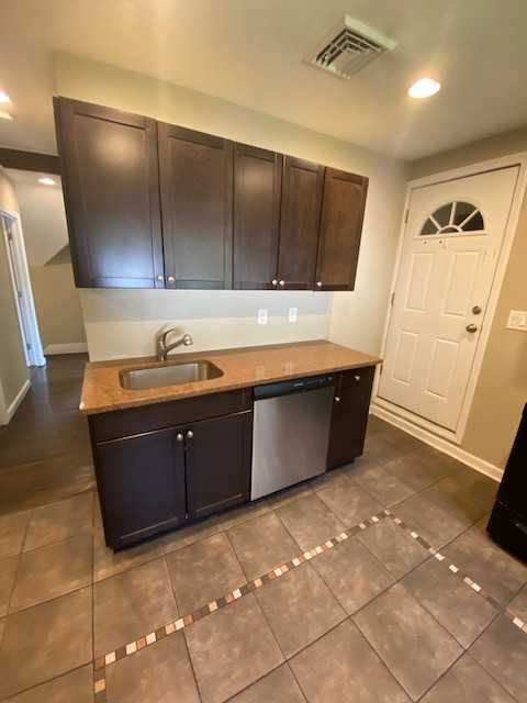 45 River St #2 - Photo 3 of 9