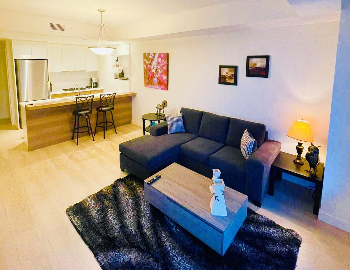 118 Waterfront Court Southwest, Calgary, AB T2P 0W3 2 Bedroom Apartment for Rent for 2,900