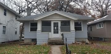 featured image of 1051 Daniels St Ne #1