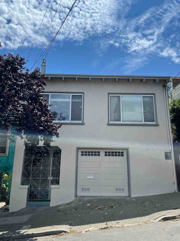 346 Highland Avenue - Photo 2 of 15