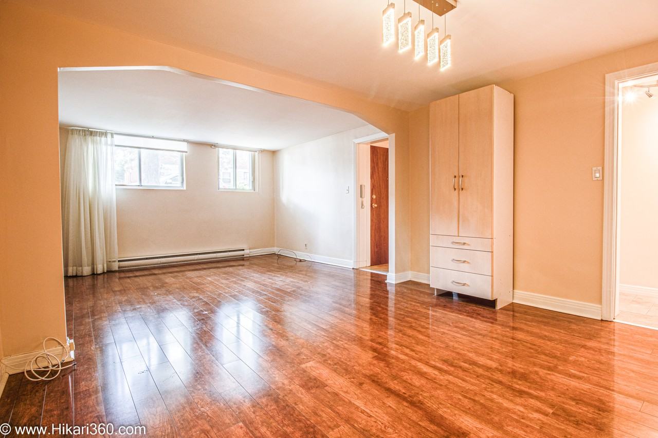 6555 28e Avenue #1 - Photo 3 of 13