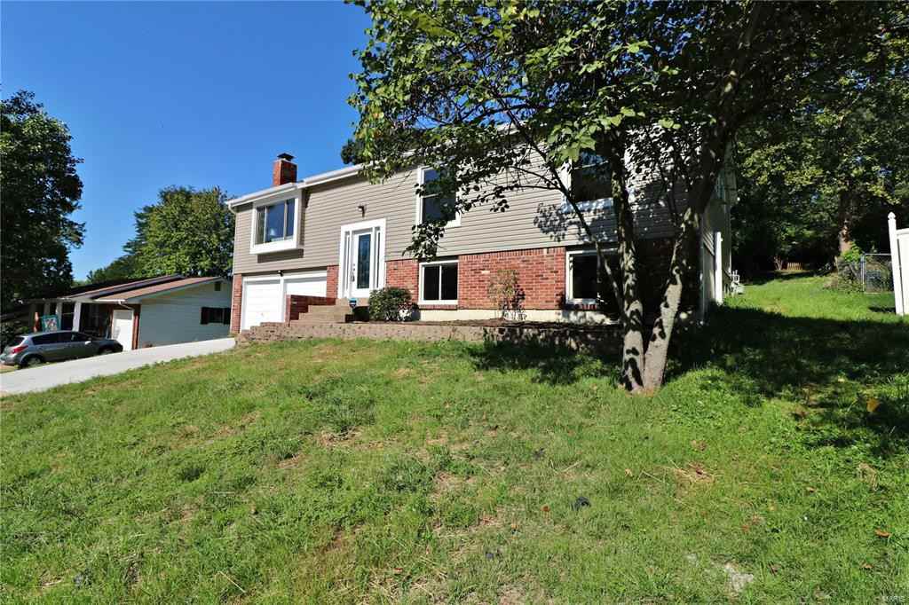 719 La Bonne Parkway - Photo 2 of 40