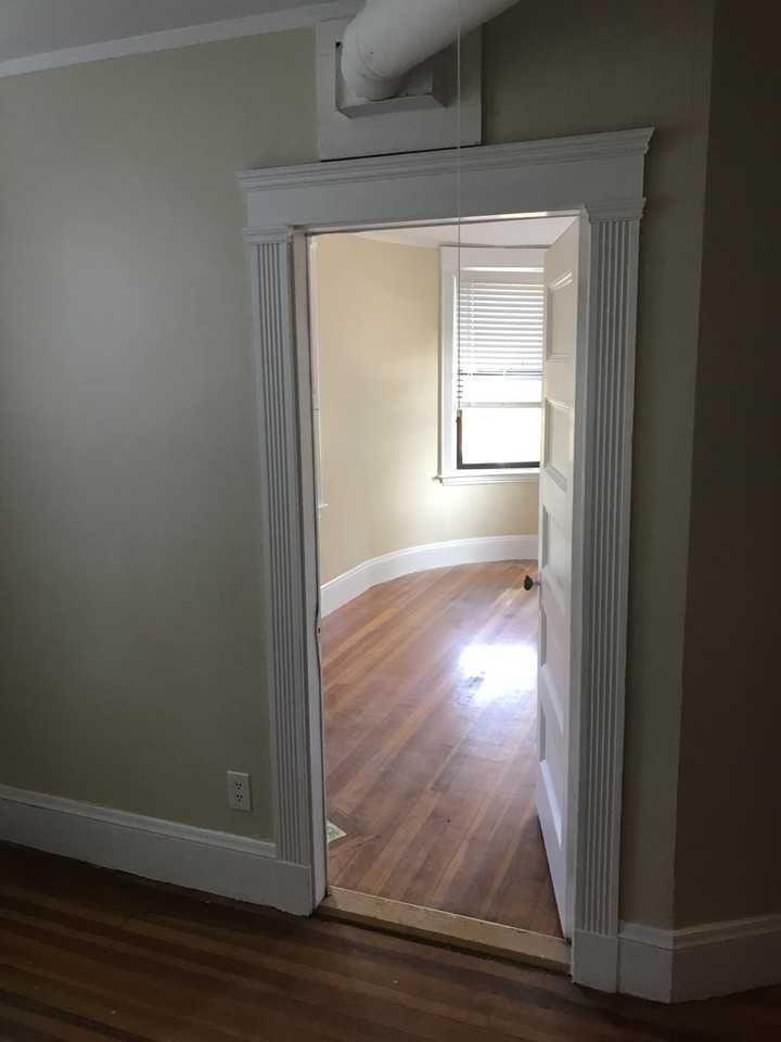 Linden Place - Photo 3 of 15