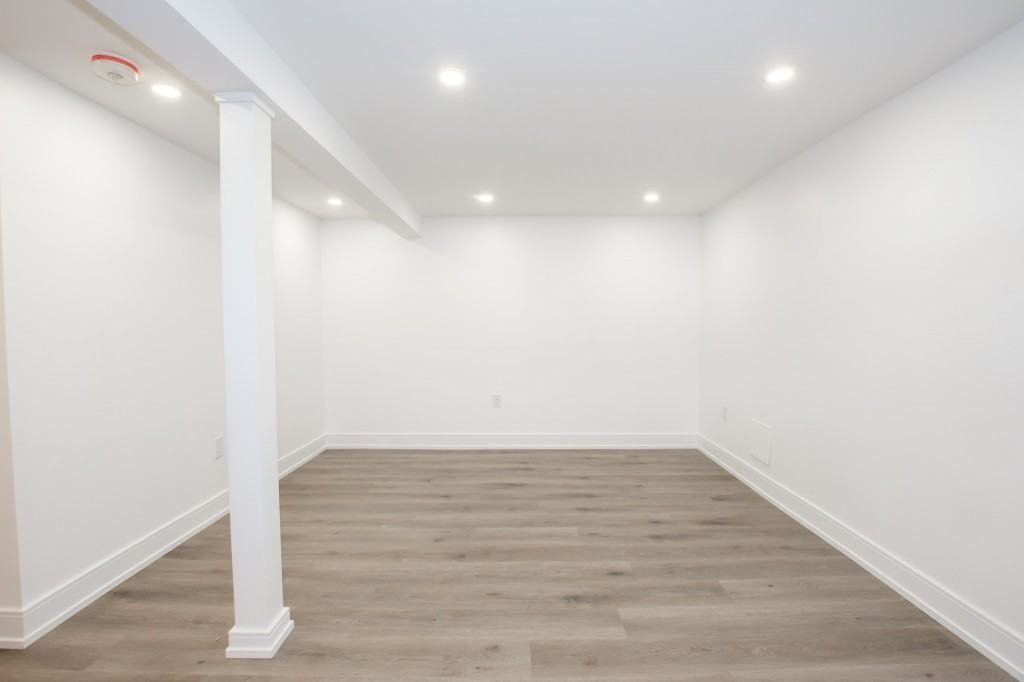 95 Silvan Drive - Photo 2 of 13